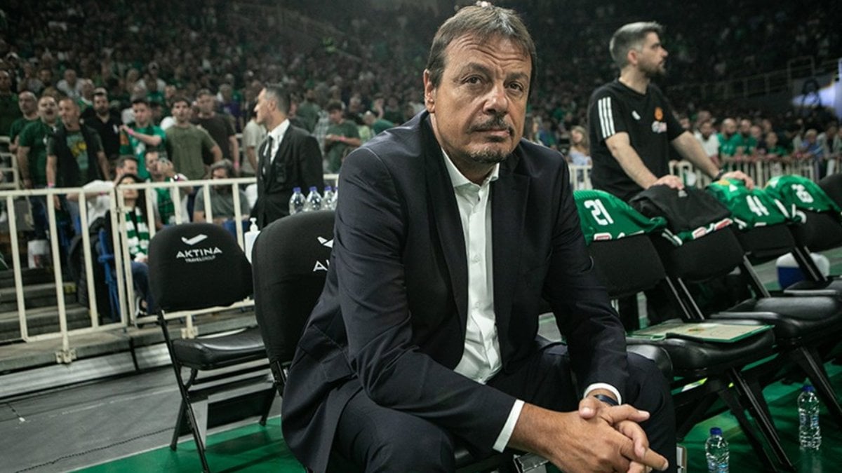 Ergin Ataman’dan skandal pankart açıklaması: Kazanan dostluk olacak