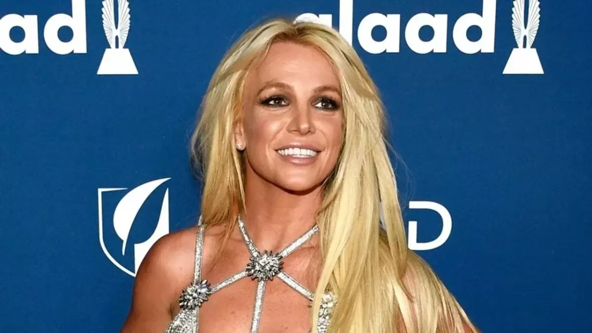 Britney Spears, Paparazzilerden Kaçmak İçin Meksika’ya Taşındı