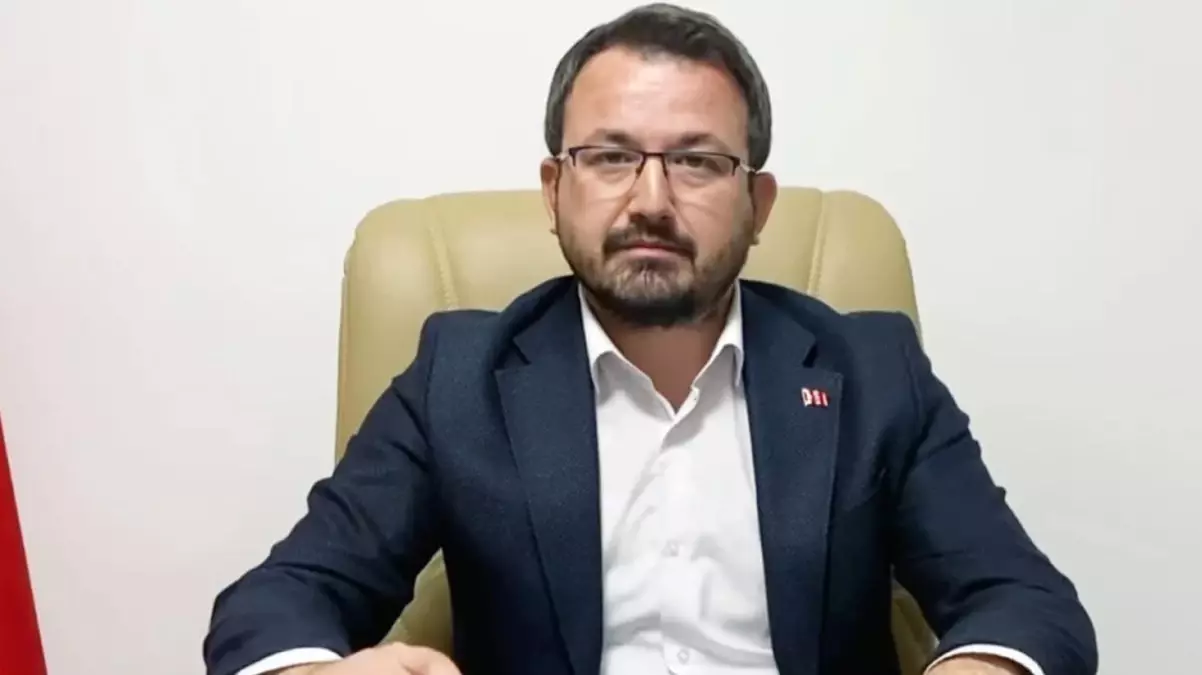 İstifa eden belediye başkan yardımcısı: Çalmayacağız diye geldik verdiğimiz sözleri unuttuk