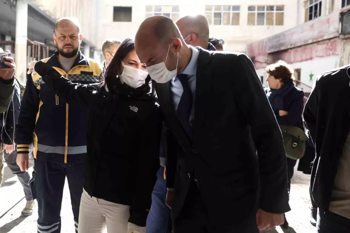 AB Bakanları Sednaya Hapishanesi’ni Ziyaret Etti