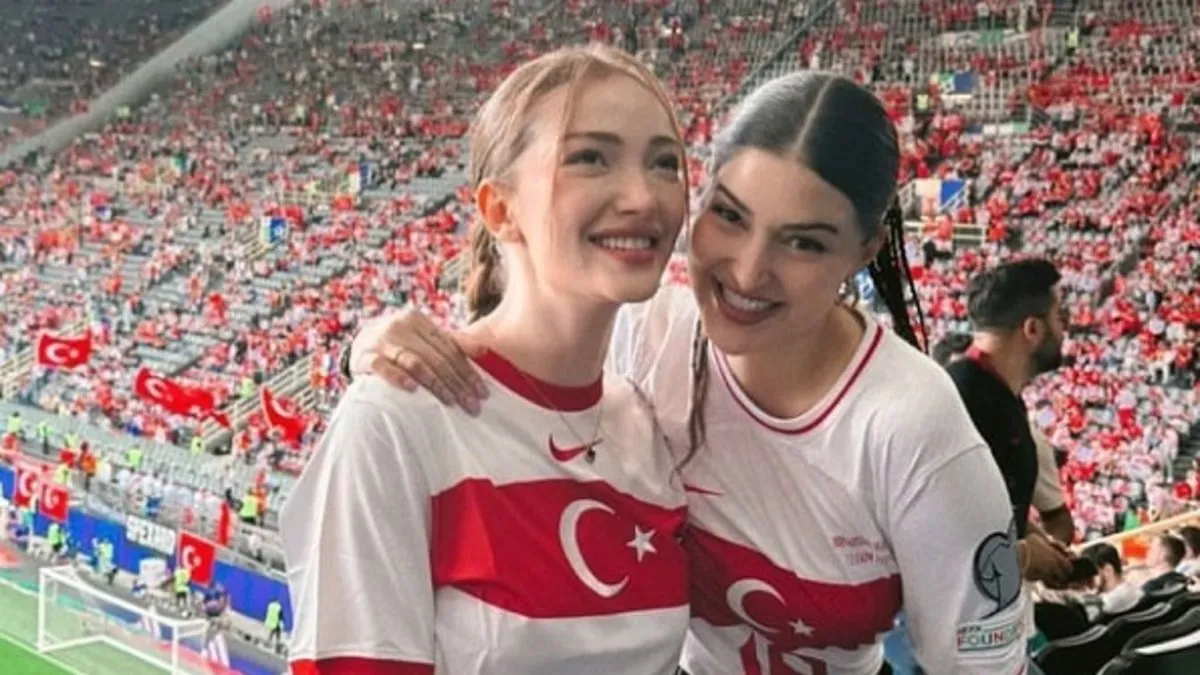 Aralarından su sızmıyordu! Küslük iddiaları gündemde: Danla Biliç ve Ala Tokel birbirlerini takipten çıktılar