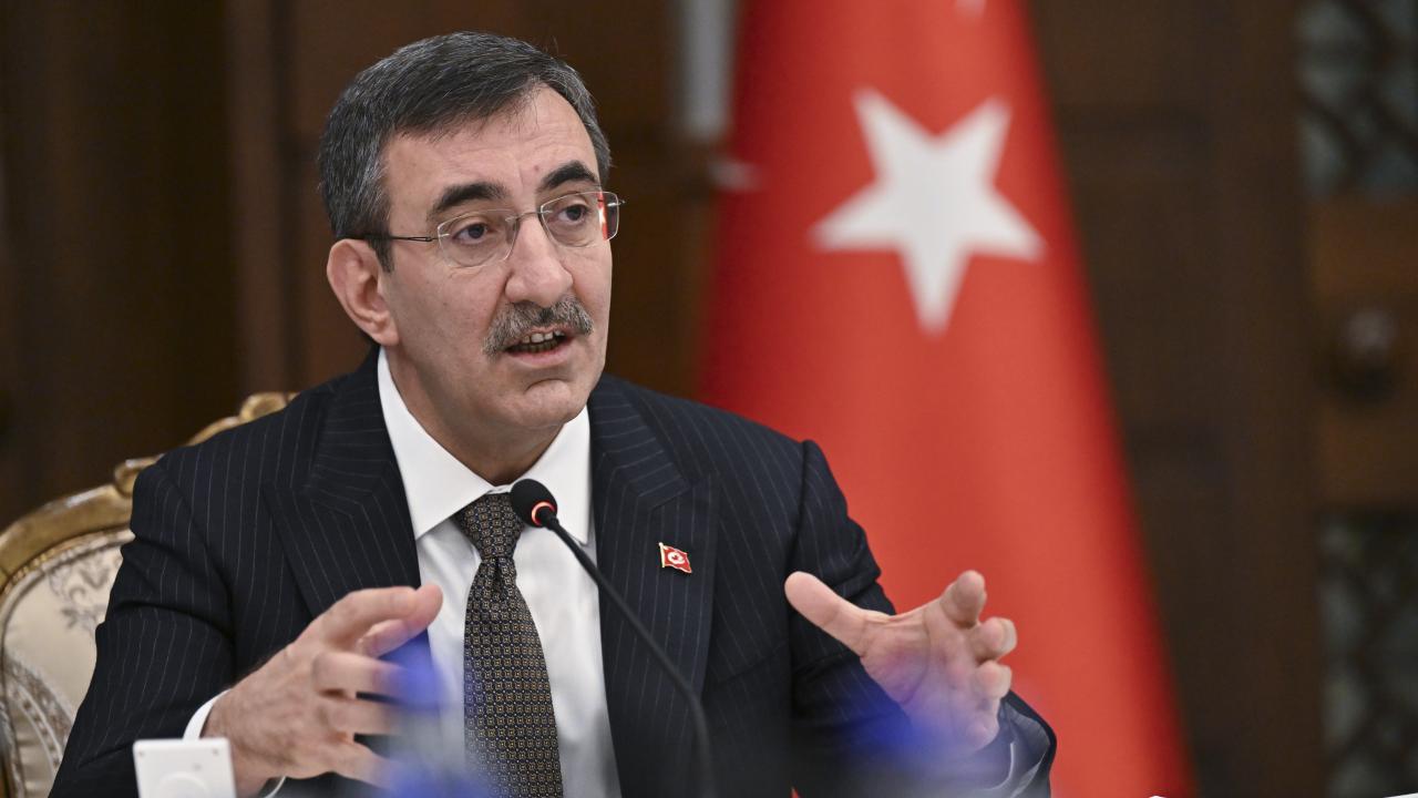 Cumhurbaşkanı Yardımcısı Yılmaz’dan Özgür Özel’e tepki