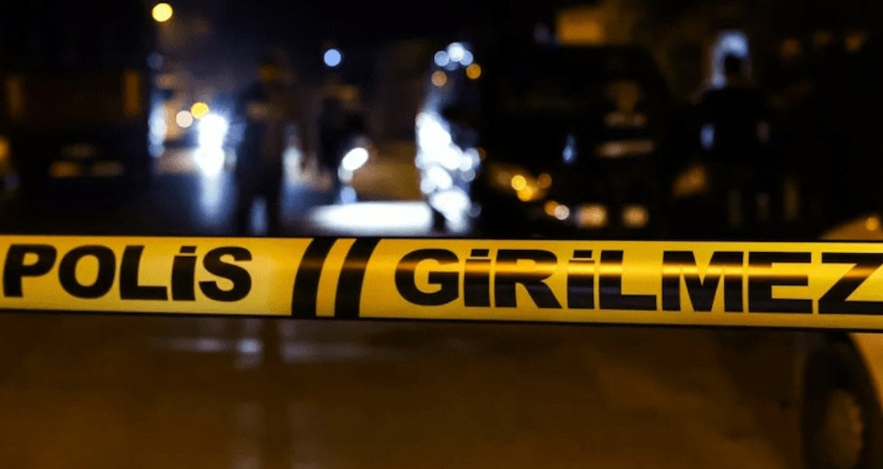 İzmir’de devrilen motosikletteki polis memuru öldü